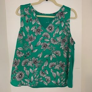 Target a new day sleeveless top